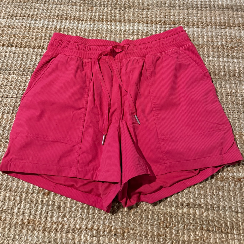 Lululemon Berry Pink Dance Studio high-rise Shorts. Size 8. 3.5” inseam